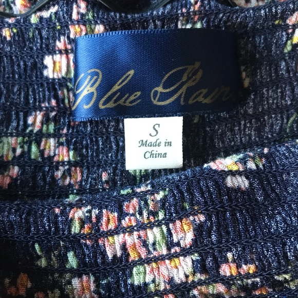 🌷 Blue Rain Floral Romper 🌷 - Picture 3 of 10